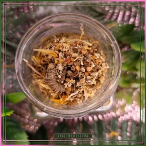 Apis, magia pszczół - kadzidło ziołowe naturalne, kadzidła rytualne, kadzidełko do rytuałów, kadzidełko bez chemii, kadzidło ziołowo żywiczne. Czystość, oczyszczenie, energia, magia naturalna