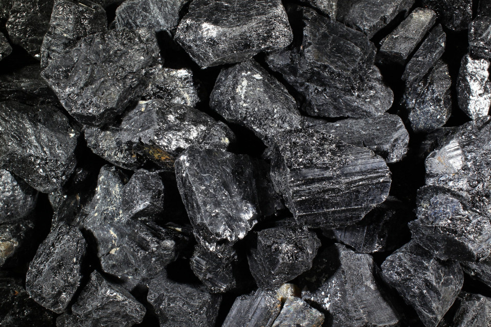 Turmalin - znaczenie, opis i właściwości minerałów. Sklep z minerałami, biżuteria, minerały Poznań