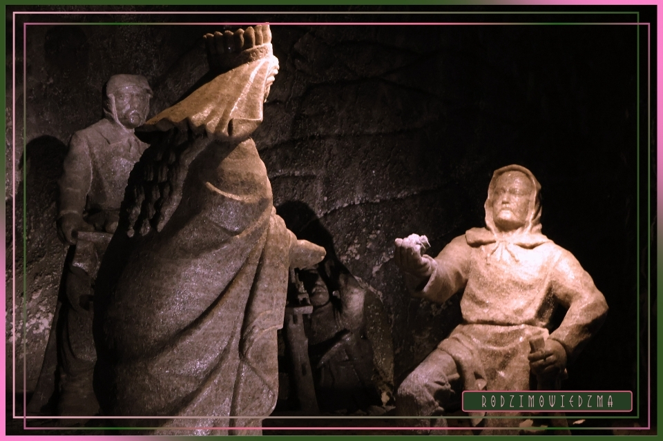 Kopalnia Soli w Wieliczce. Zwiedzanie Wieliczki. Zdjęcia Wieliczka. Recenzja, opinia, artykuł. Fotorelacja z Wieliczki. Zwiedzanie z przewodnikiem. Wieliczka dla dzieci. Kraków w weekend. Zwiedzanie Krakowa w jeden dzień. Wiedźma w trasie - RodzimoWiedźma.